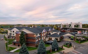 Best Western Plus Franklin Square Inn